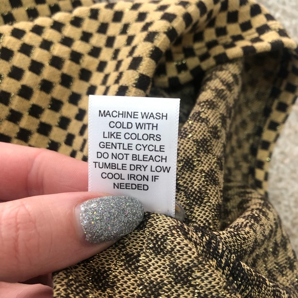 NWT brown checkered mini skirt, size S - Picture 7 of 7